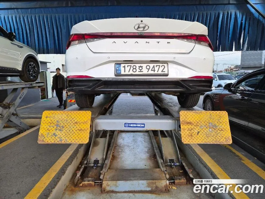 Hyundai AVANTE — фото 2