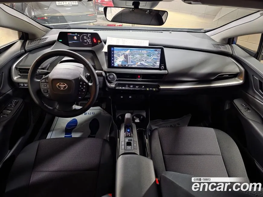 Toyota Prius — фото 7