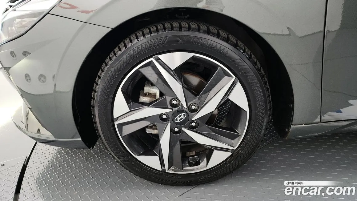 Hyundai AVANTE — фото 5