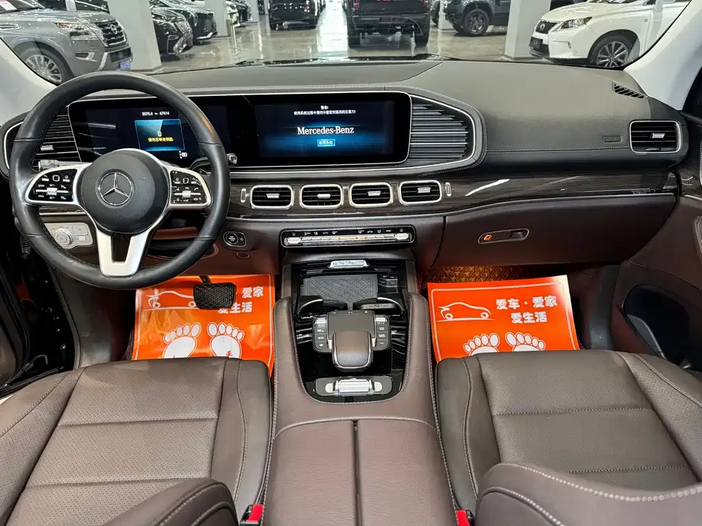 Mercedes-Benz GLS — фото 10