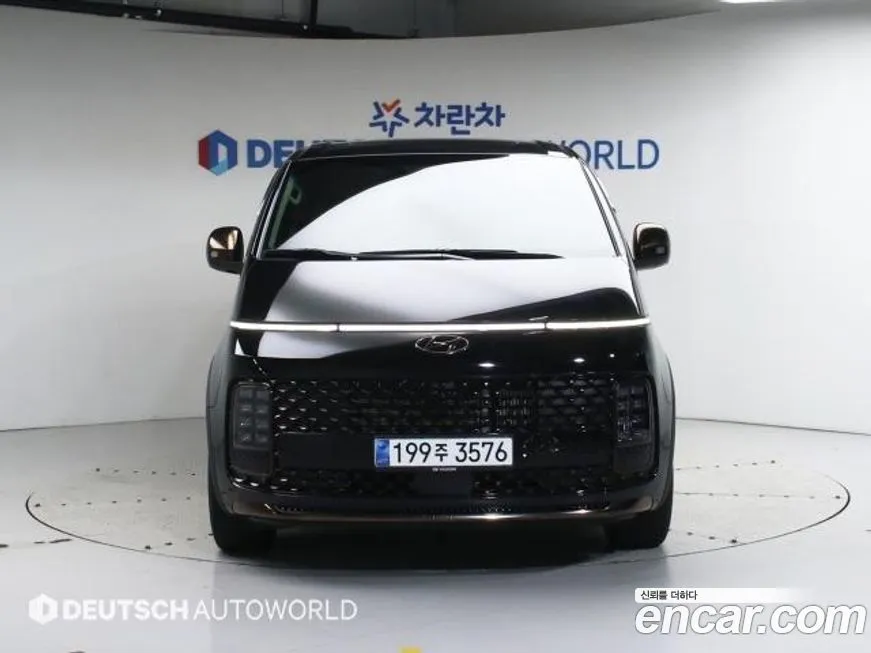 Hyundai Staria — фото 3
