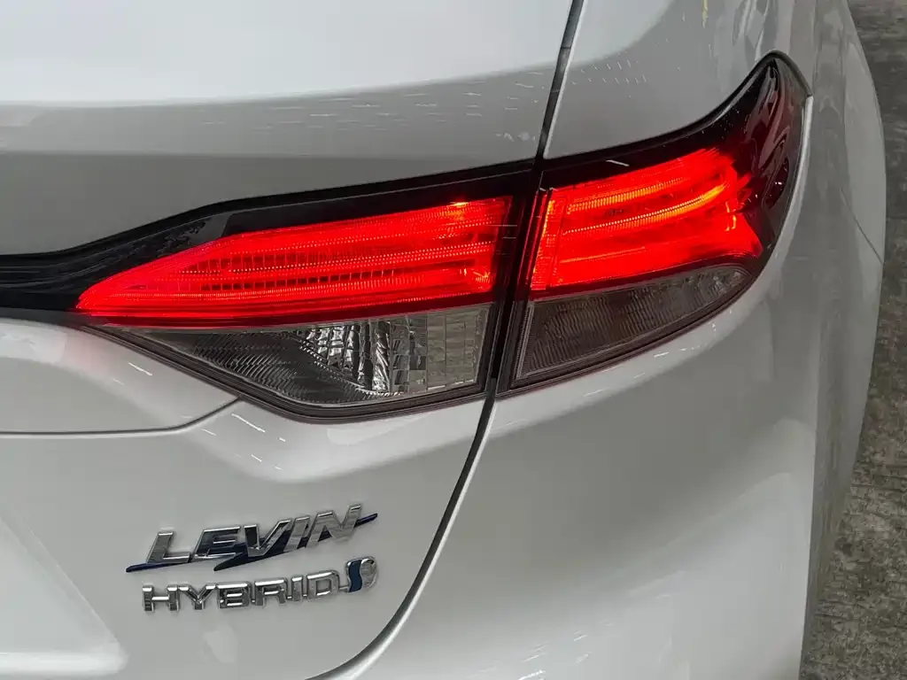 Toyota Levin — фото 9