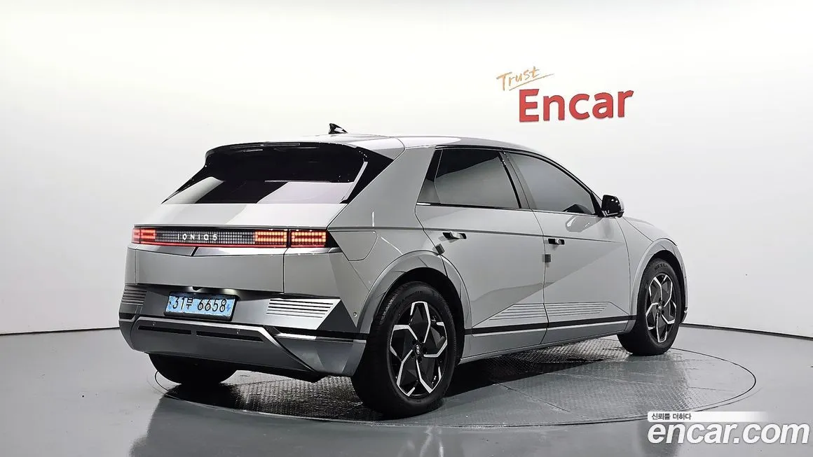 Hyundai Ioniq5 — фото 2