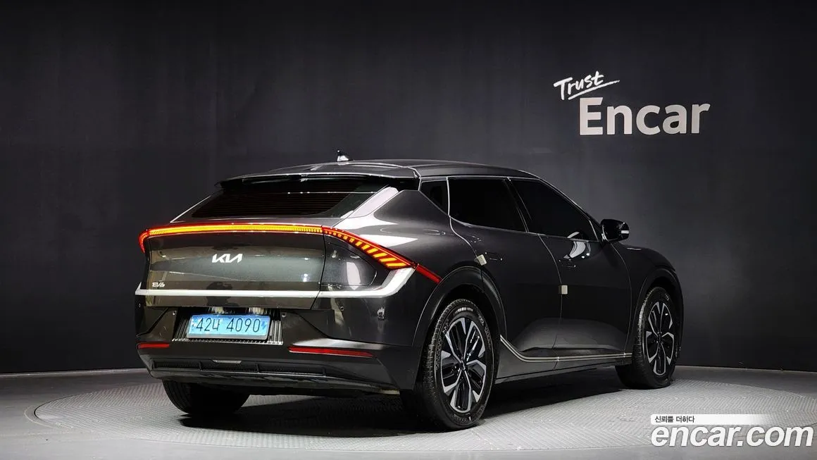 Kia EV6 — фото 2