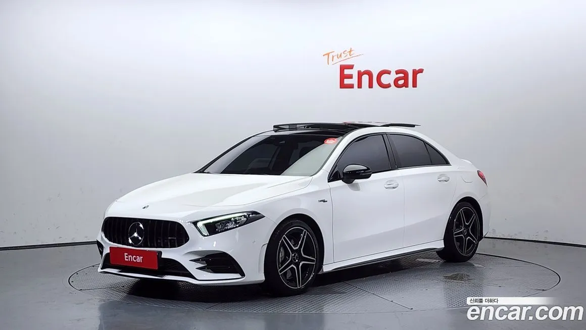 Mercedes-Benz A-Class — фото 1