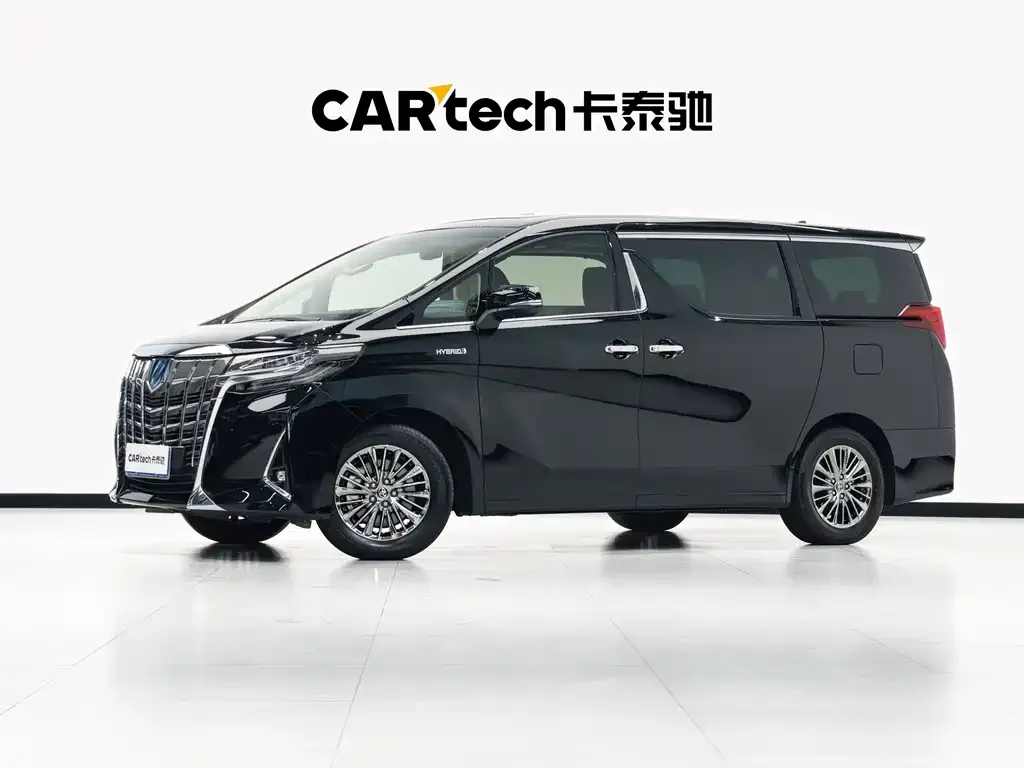 Toyota Alphard — фото 1