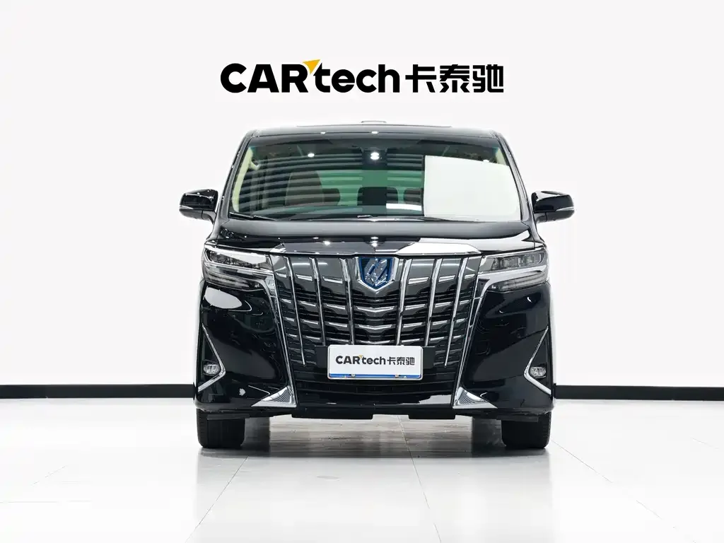 Toyota Alphard — фото 2