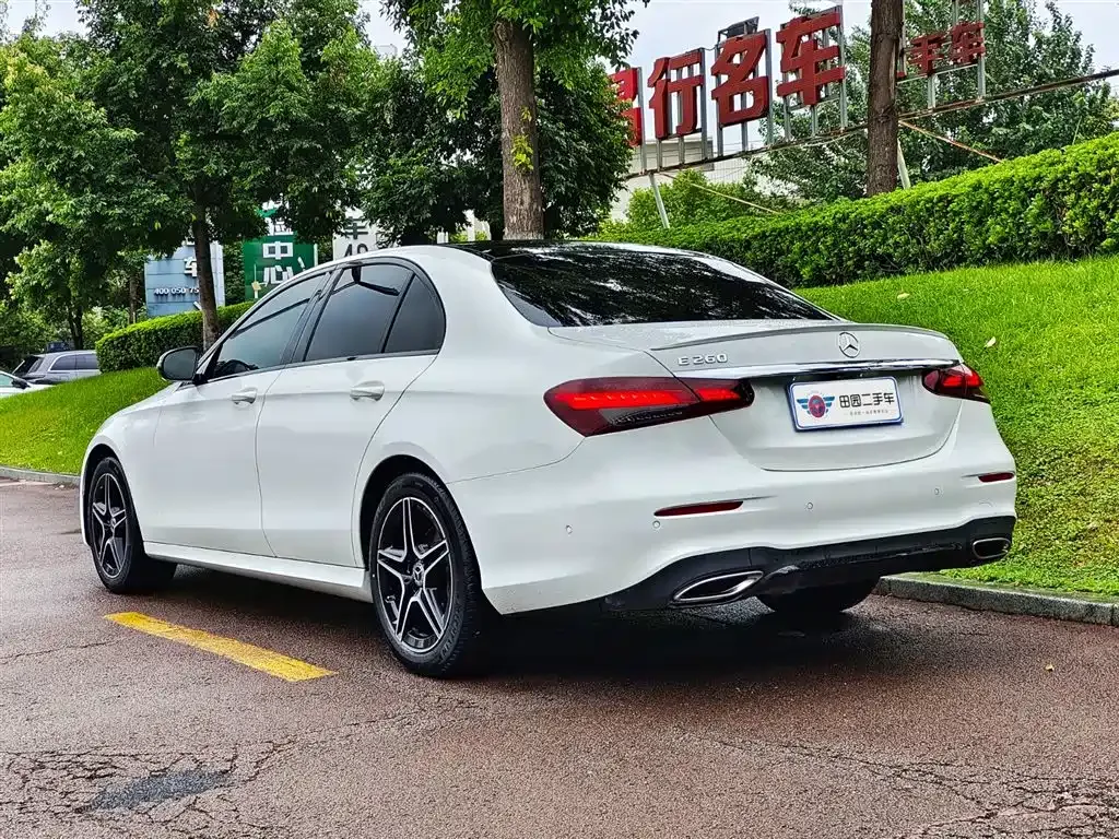 Mercedes-Benz E-Class (Import) — фото 4