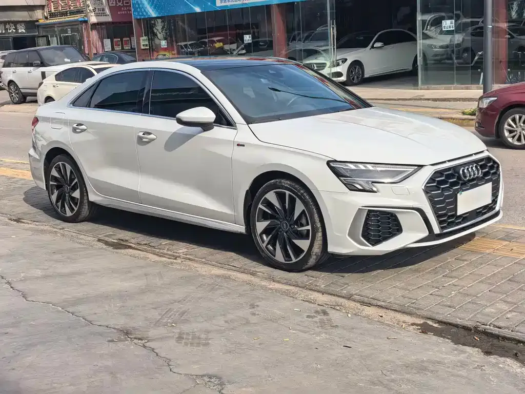 Audi A3 — фото 3