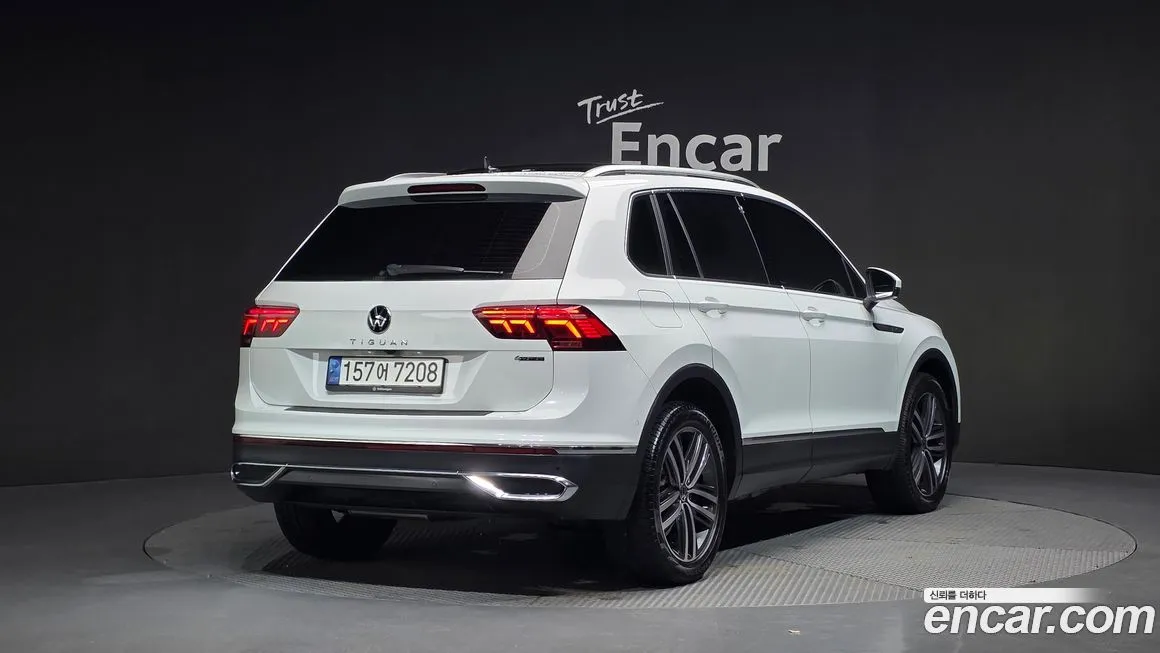Volkswagen Tiguan — фото 2