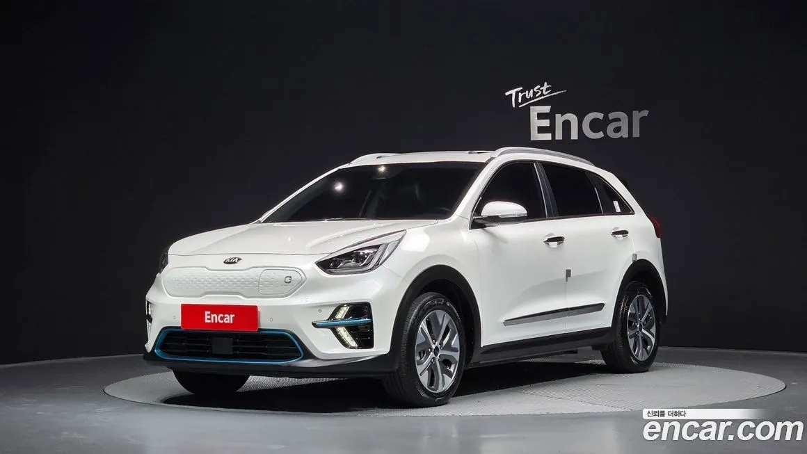 Kia Niro — фото 1