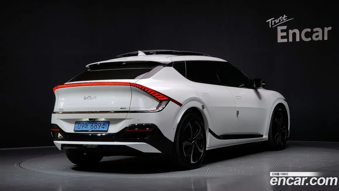 Kia EV6 — фото 2