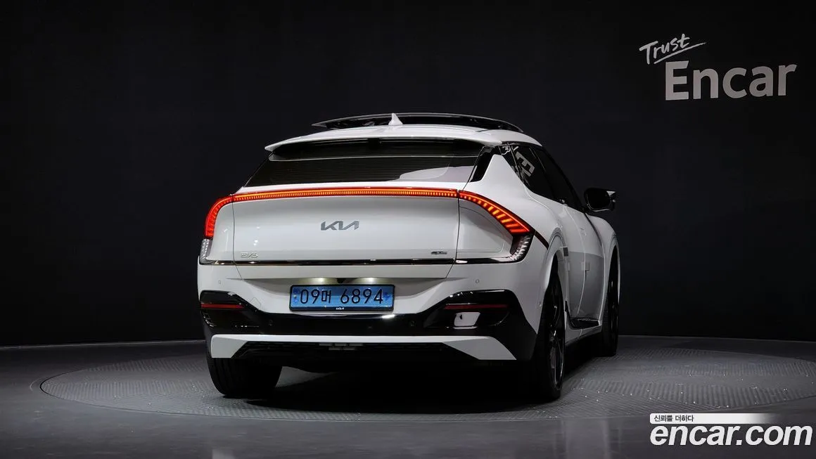 Kia EV6 — фото 4