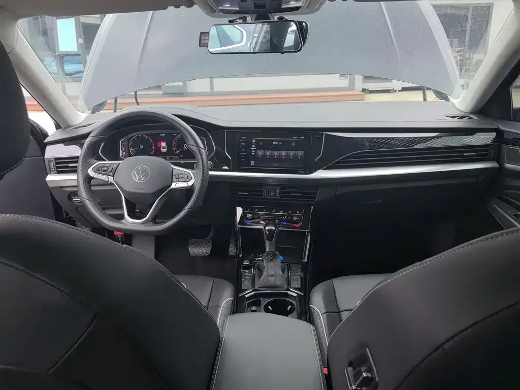 Volkswagen Passat — фото 10