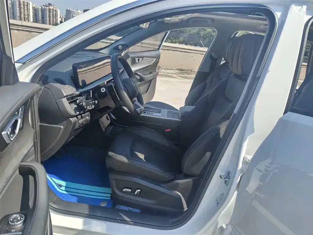 Chery Tiggo 8 — фото 10