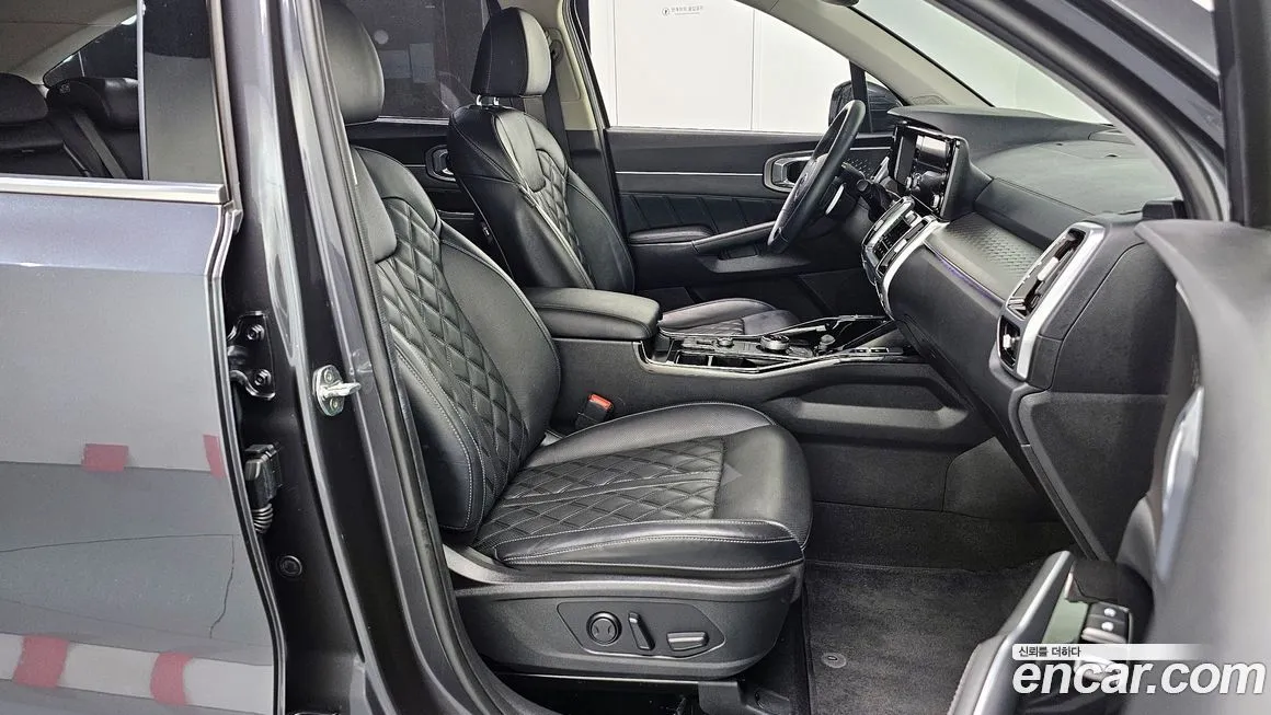 Kia Sorento — фото 10