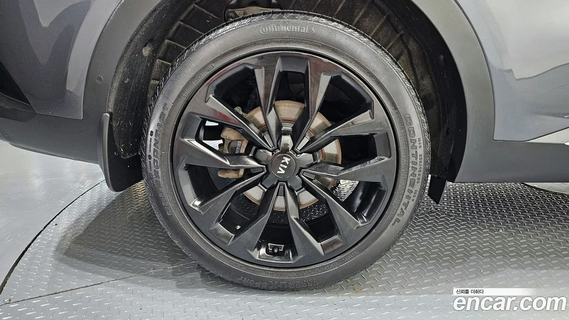 Kia Sorento — фото 5
