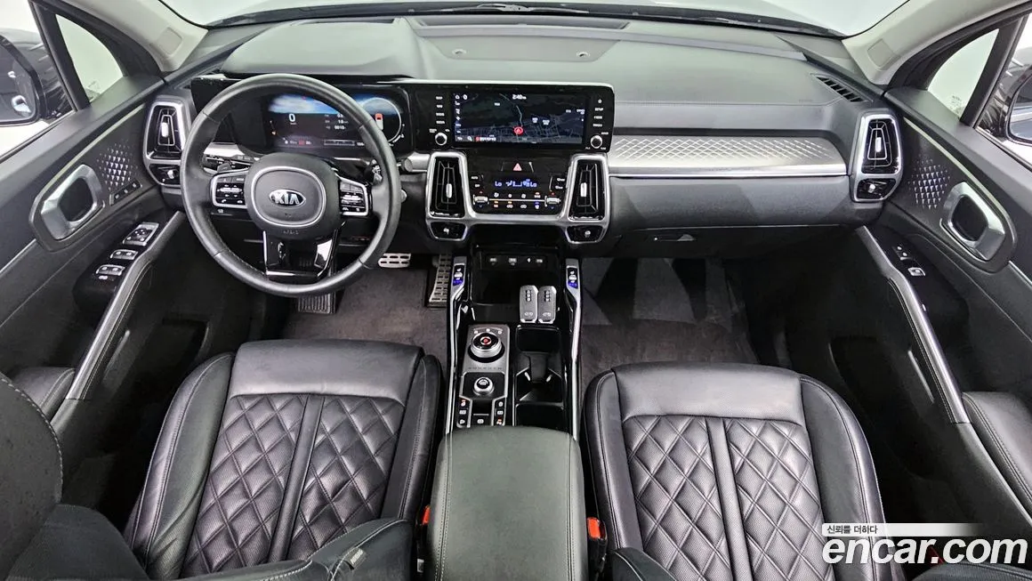 Kia Sorento — фото 7