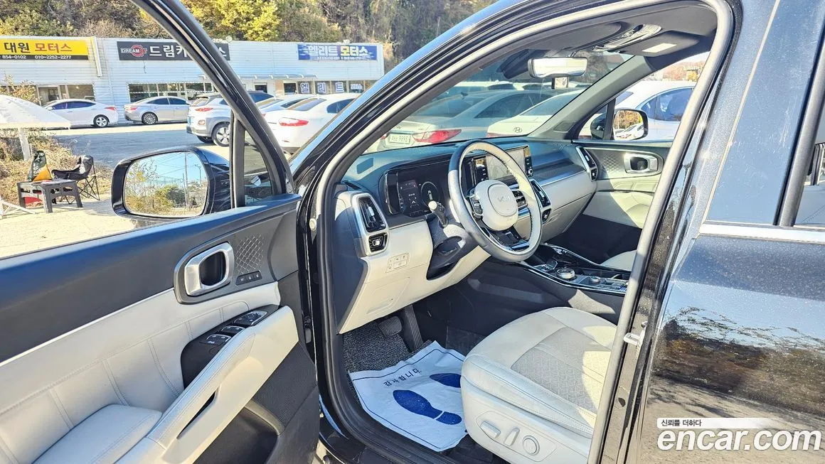 Kia Sorento — фото 10