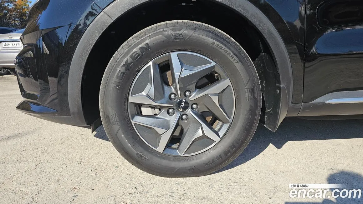 Kia Sorento — фото 5