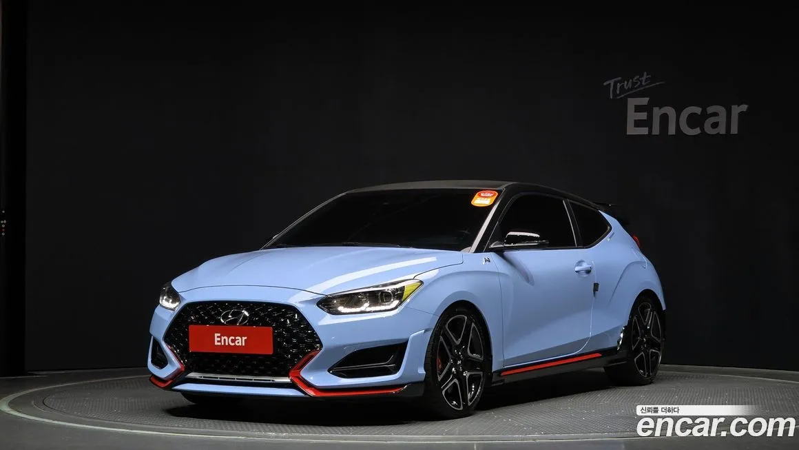 Hyundai Veloster — фото 1