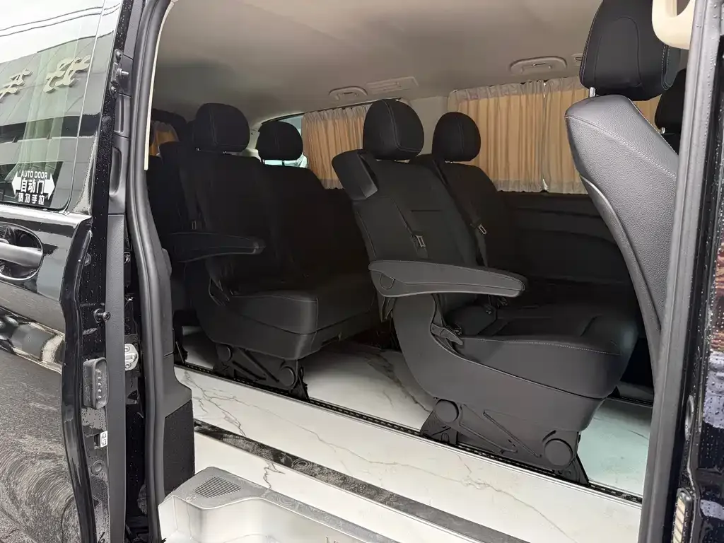 Mercedes-Benz Vito — фото 10