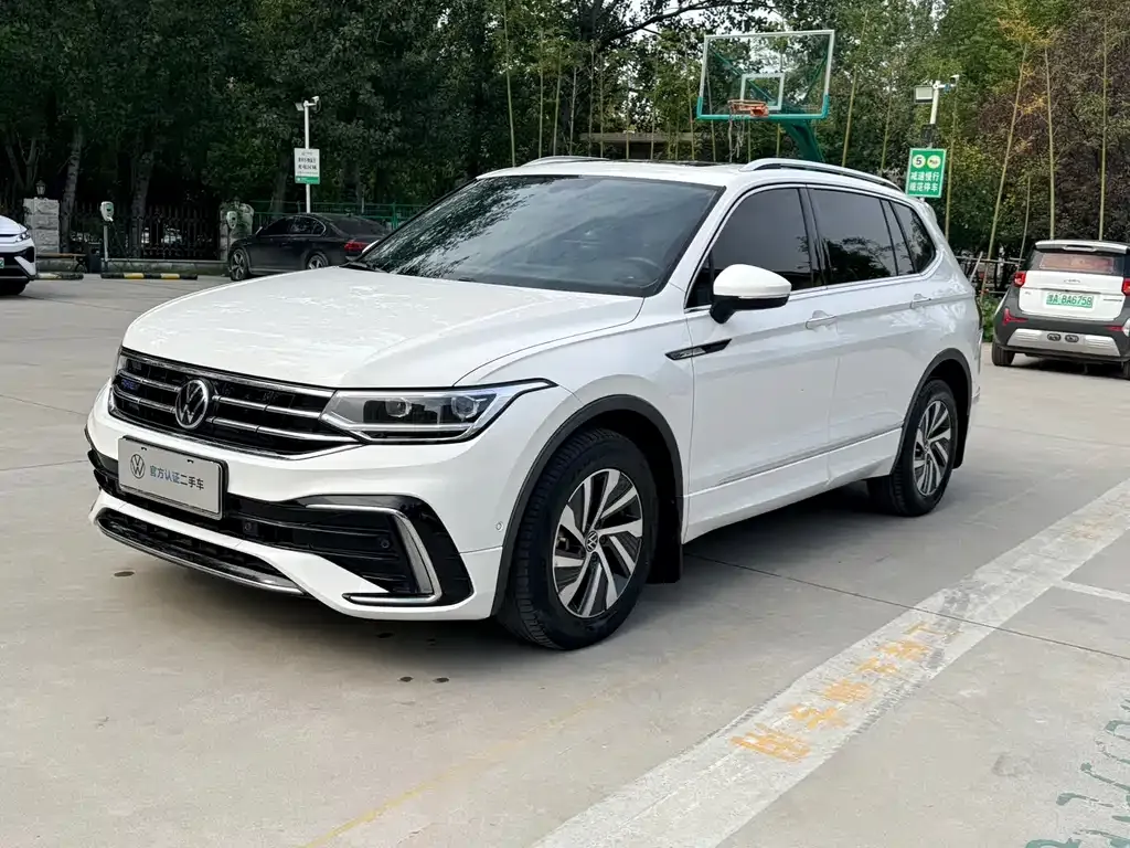 Volkswagen 途观L插电混动 — фото 1