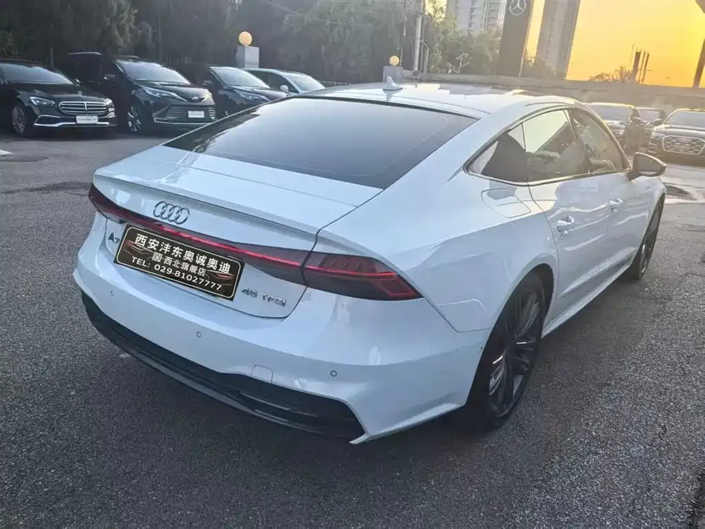 Audi A7 — фото 2
