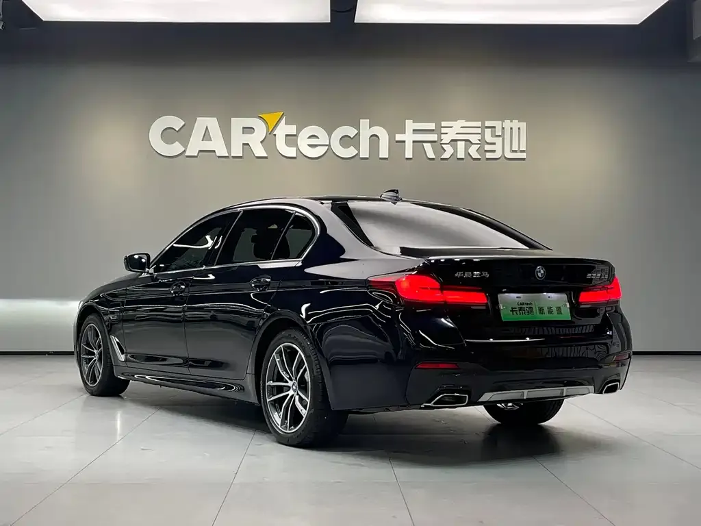 BMW 5 Series New Energy — фото 6