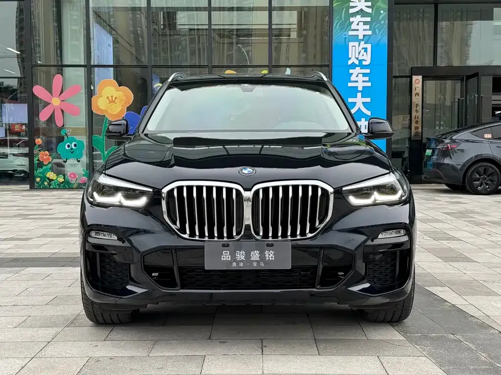 BMW X5 (Import) — фото 2