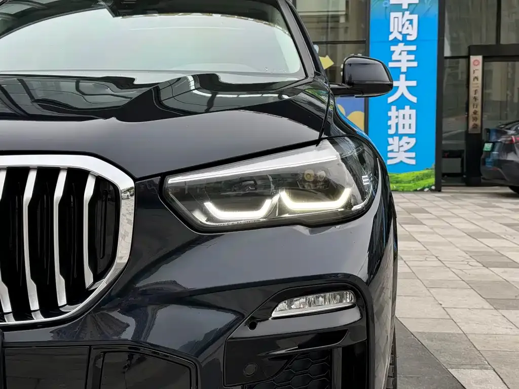 BMW X5 (Import) — фото 8