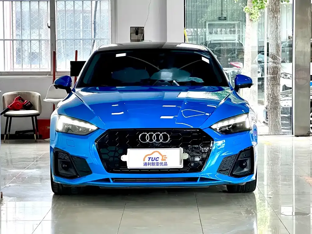 Audi A5 (Import) — фото 2