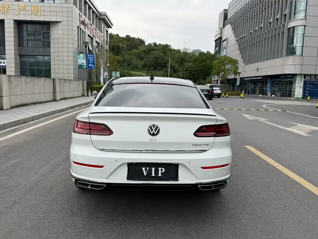 Volkswagen CC — фото 5