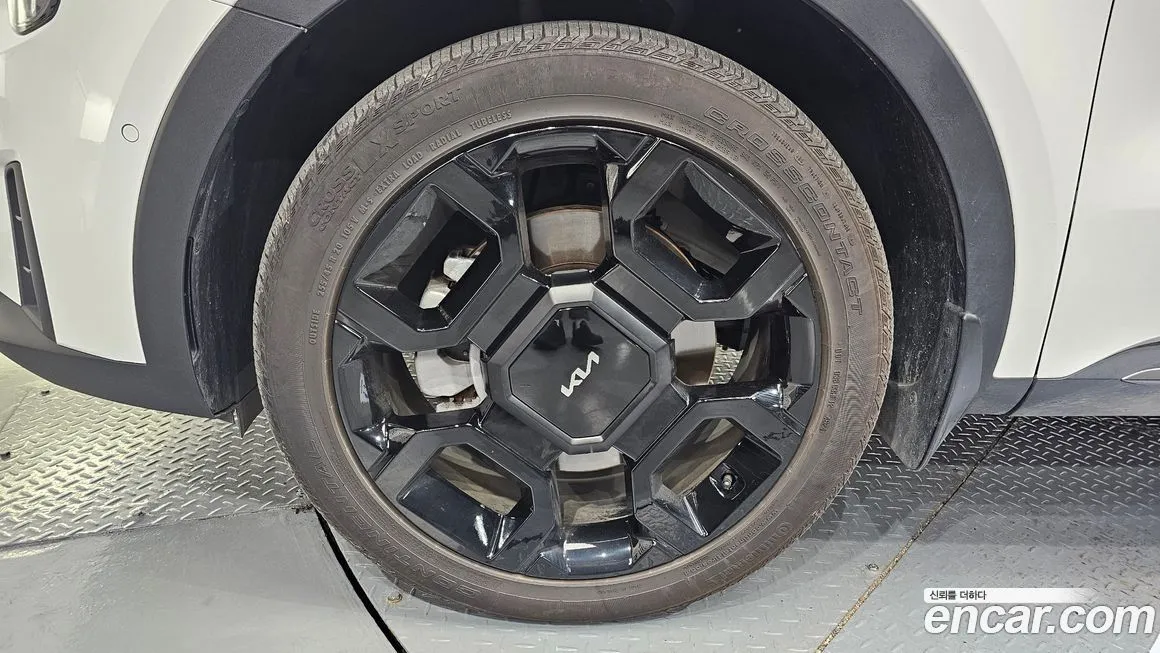 Kia Sorento — фото 5