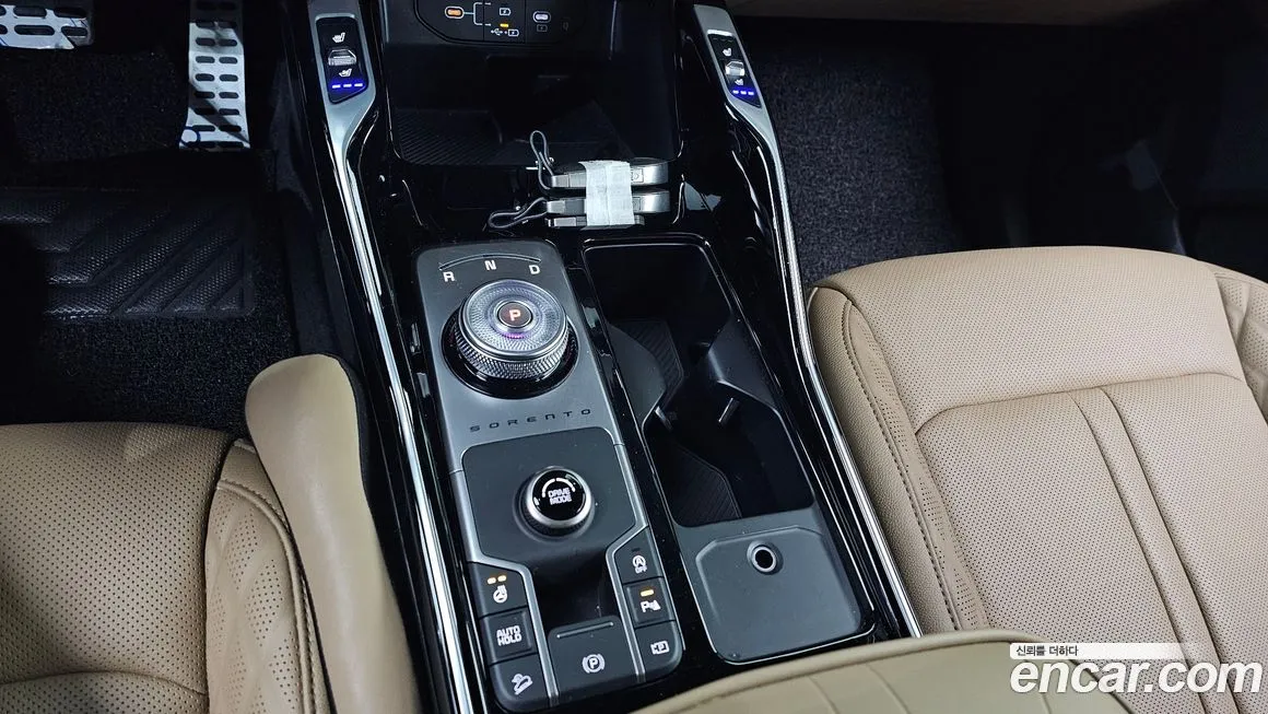 Kia Sorento — фото 9