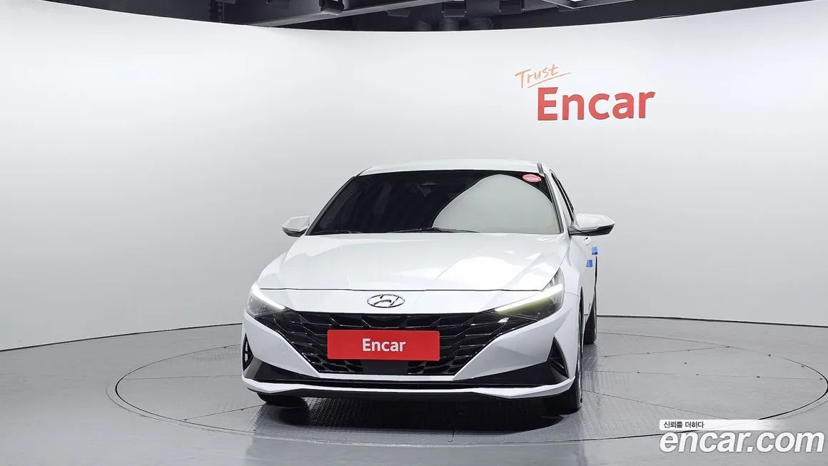 Hyundai AVANTE — фото 3