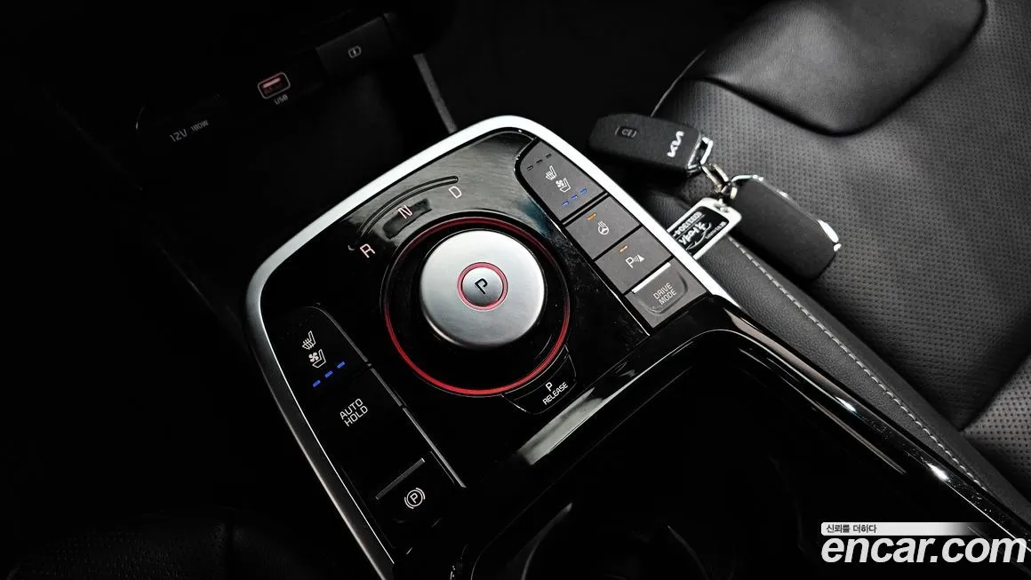 Kia Niro — фото 9