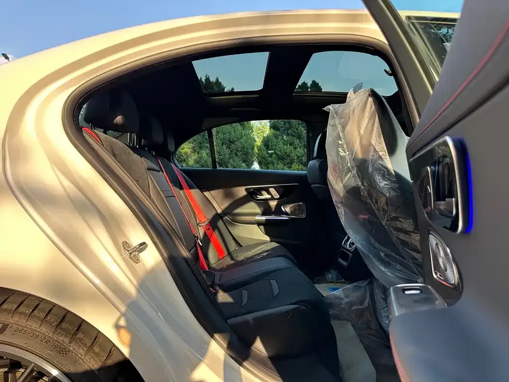 Mercedes-Benz C-Class AMG — фото 10