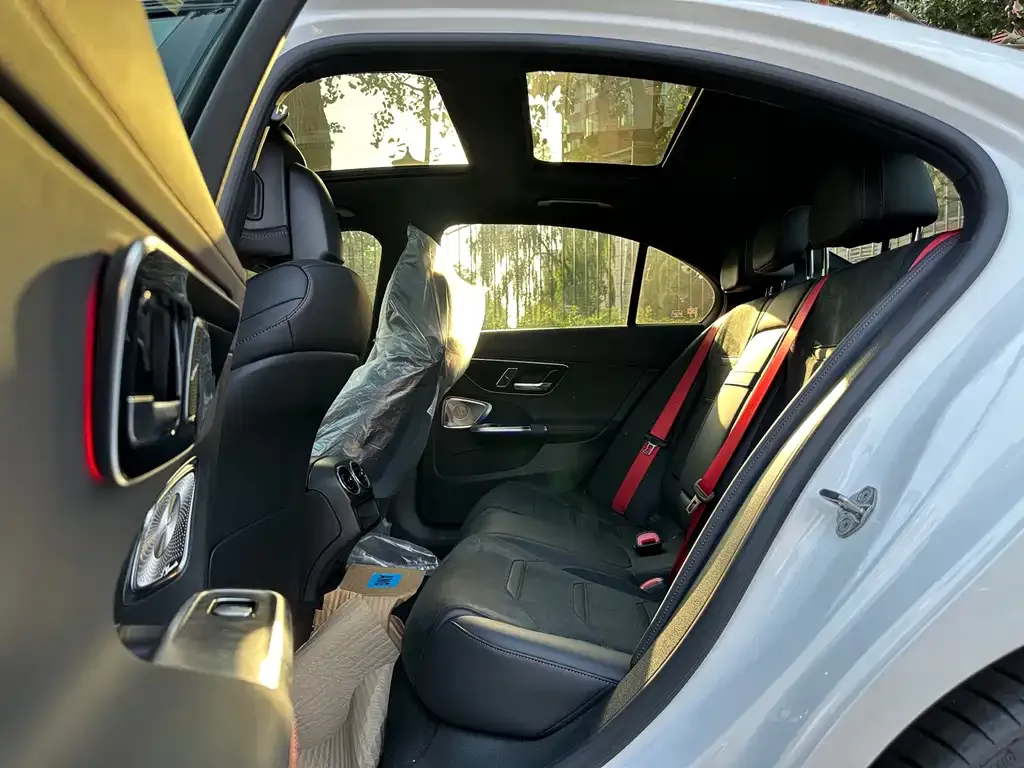 Mercedes-Benz C-Class AMG — фото 9