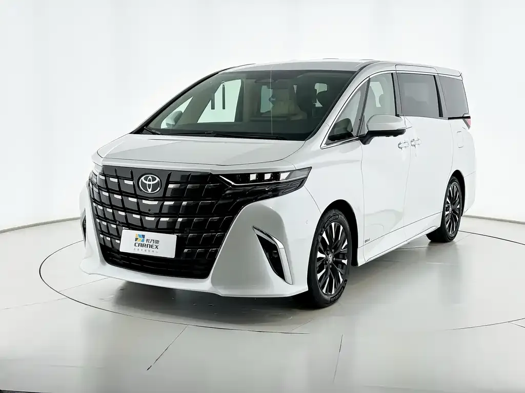 Toyota Alphard — фото 1