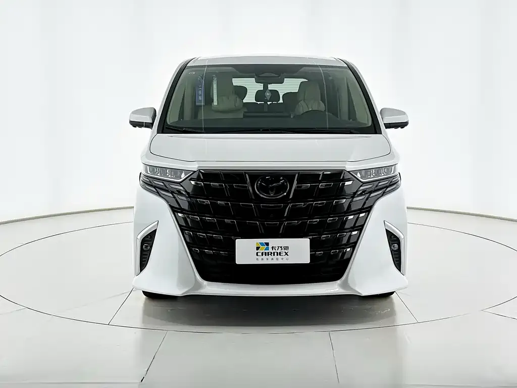 Toyota Alphard — фото 2