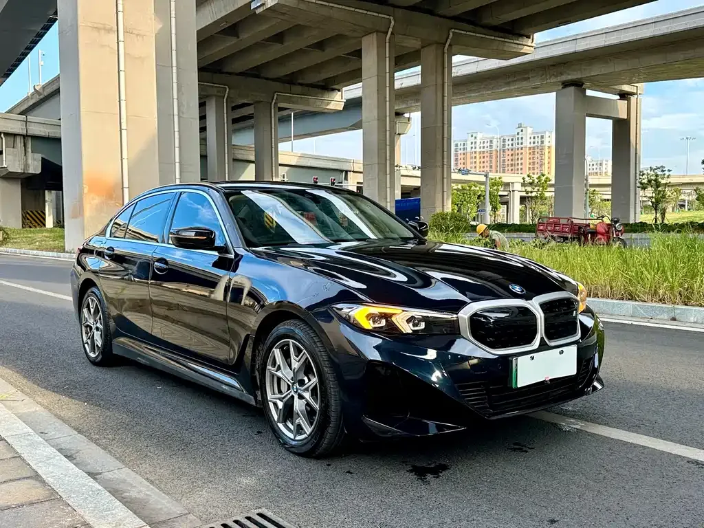 BMW i3 — фото 3