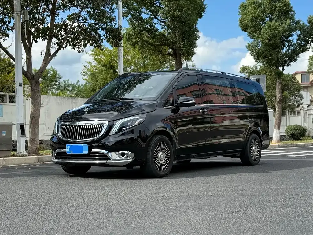 Mercedes-Benz Vito — фото 1