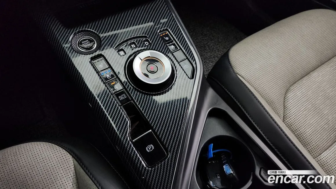Kia Niro — фото 9