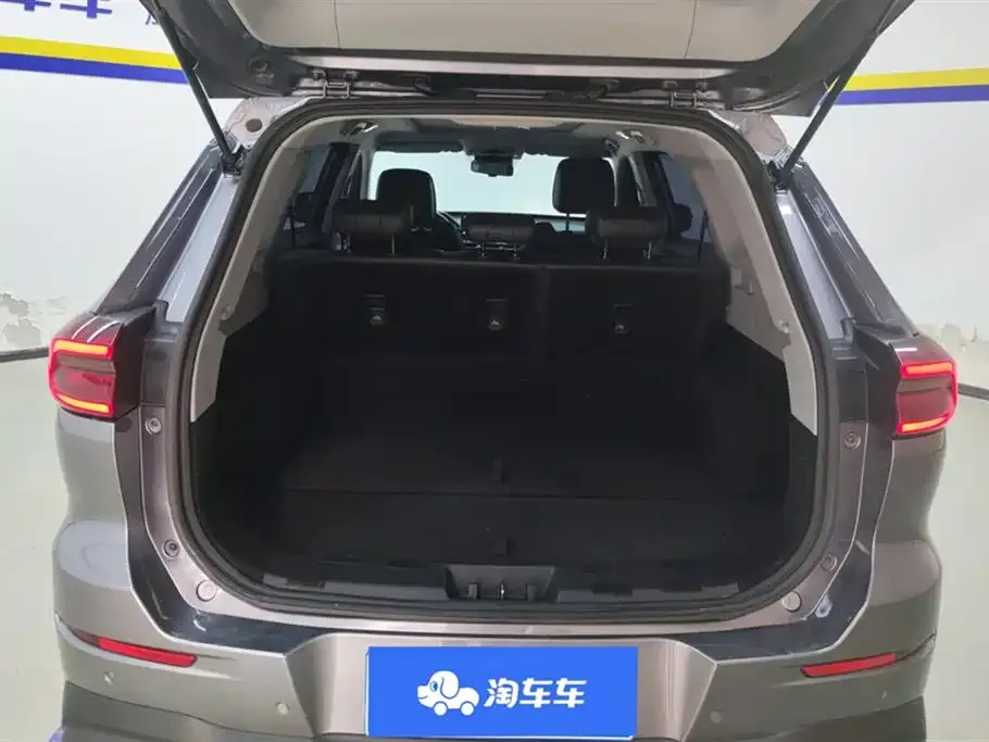 Chery Tiggo 8 — фото 4