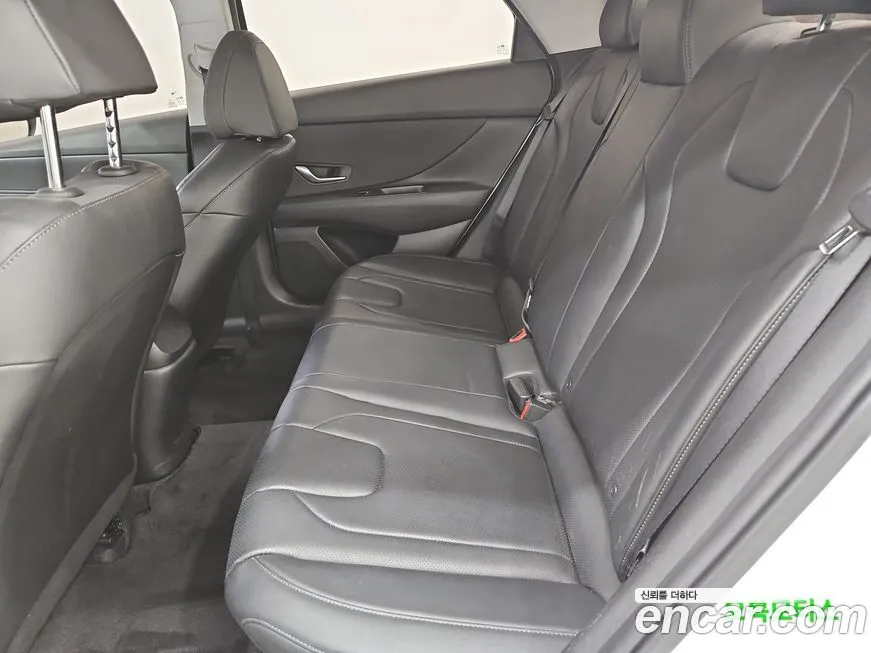 Hyundai AVANTE — фото 10