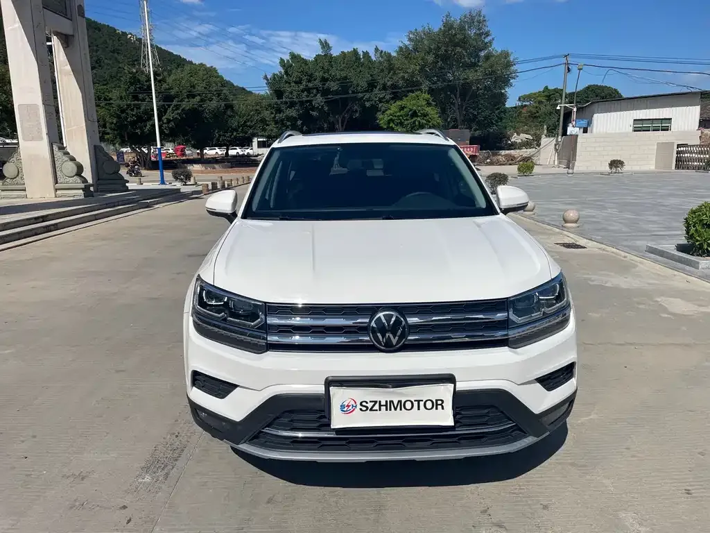 Volkswagen Tharu — фото 2