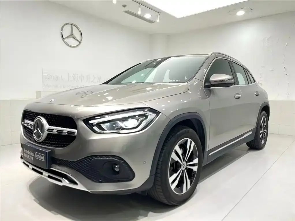 Mercedes-Benz GLA — фото 1