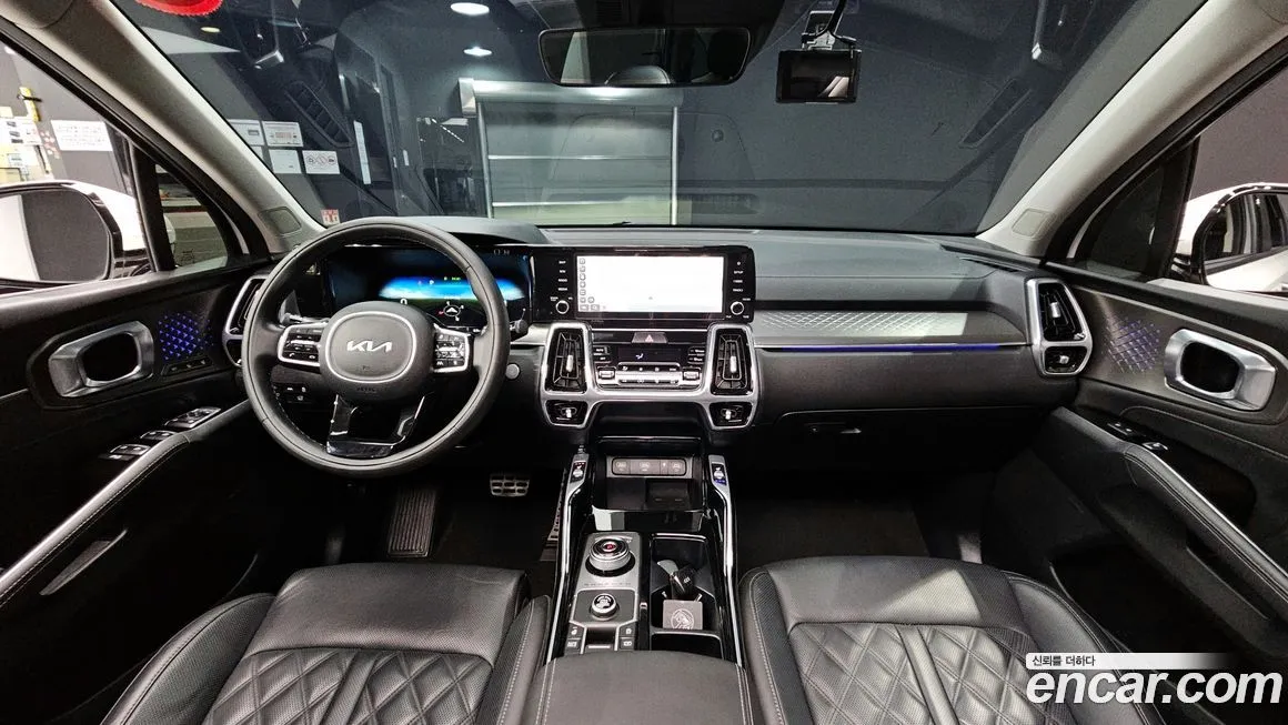 Kia Sorento — фото 7