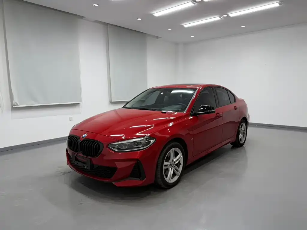 BMW 1 Series — фото 1